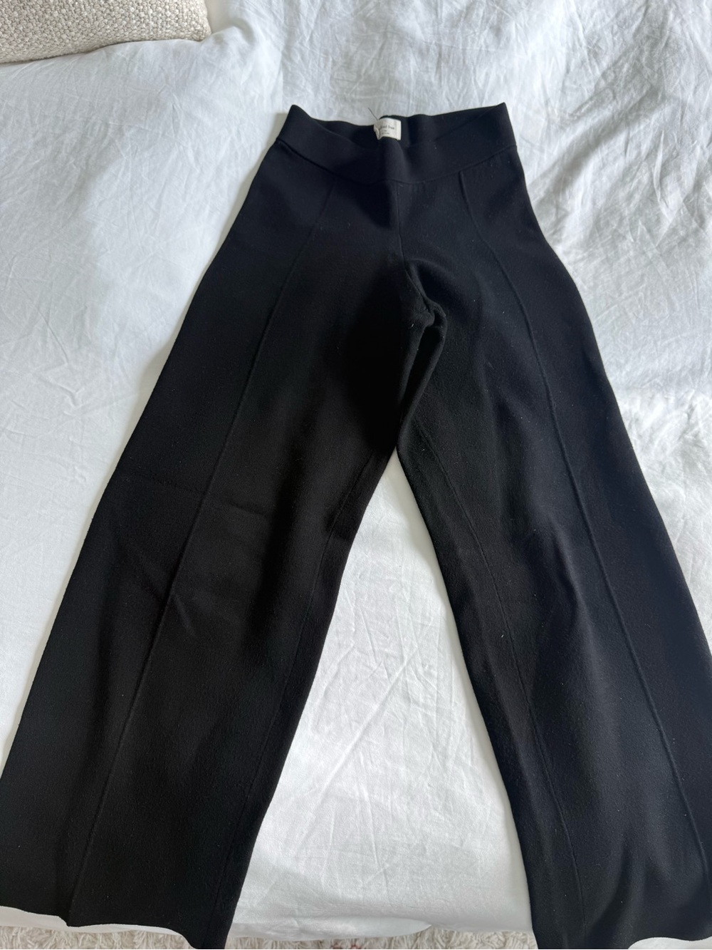Wilfred free Aritzia black knit pants - Picture 4 of 6
